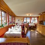 Apartmanhotel Und Sonneck 3*