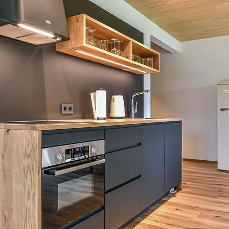 Landhotel Und Apartments Sonneck 3*