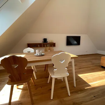 Landhotel Und Apartments Sonneck 3*