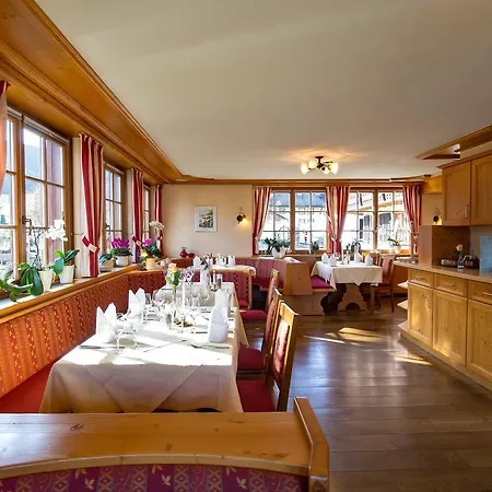 Aparthotel Und Sonneck 3*