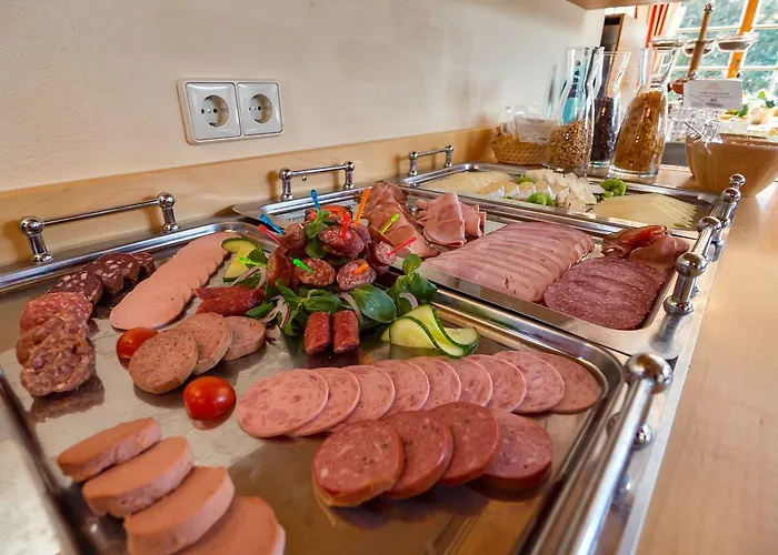 Und Sonneck アパートホテル フェルトベルク